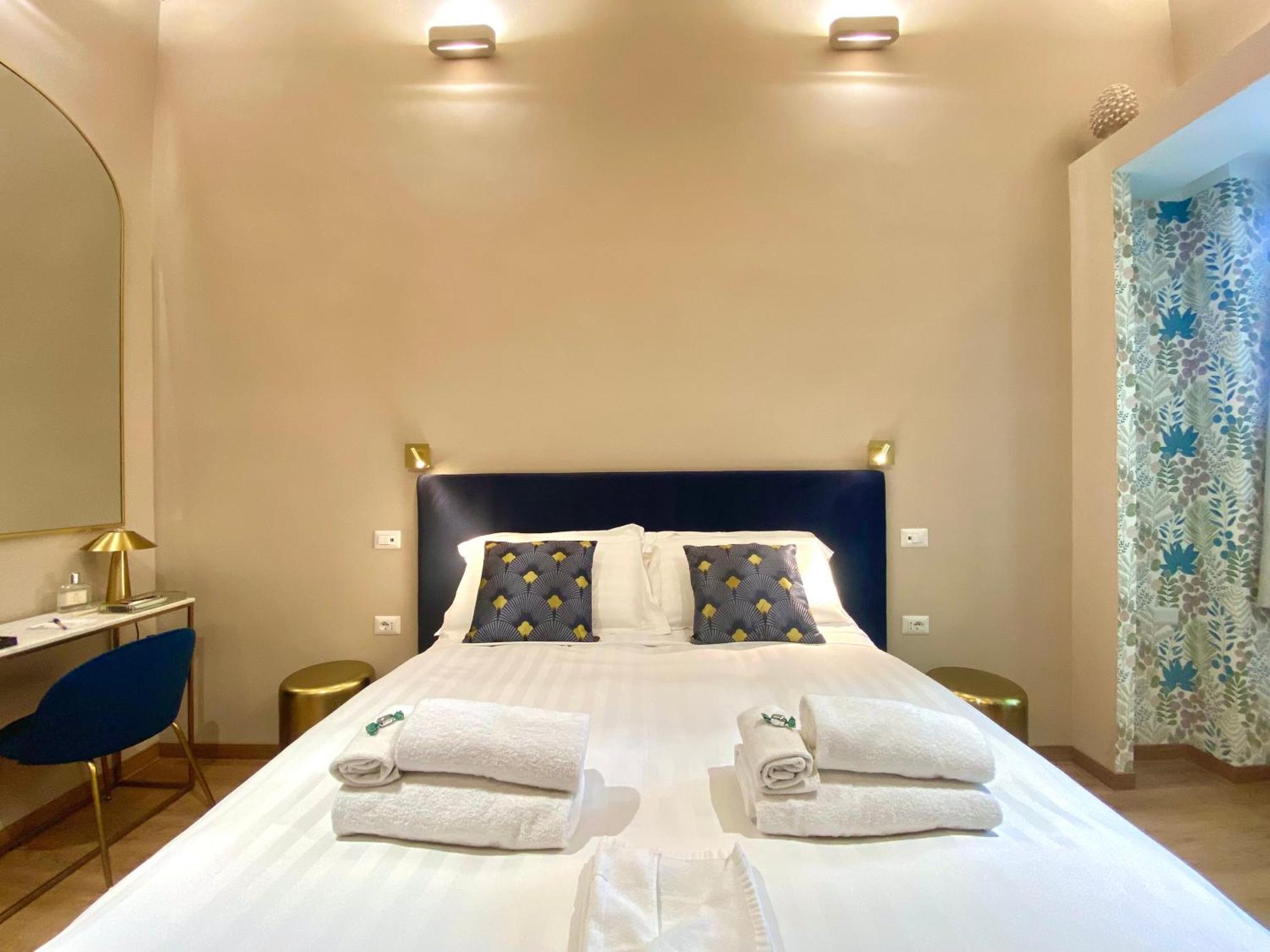 Queen Of Rome Luxury Rooms Dış mekan fotoğraf