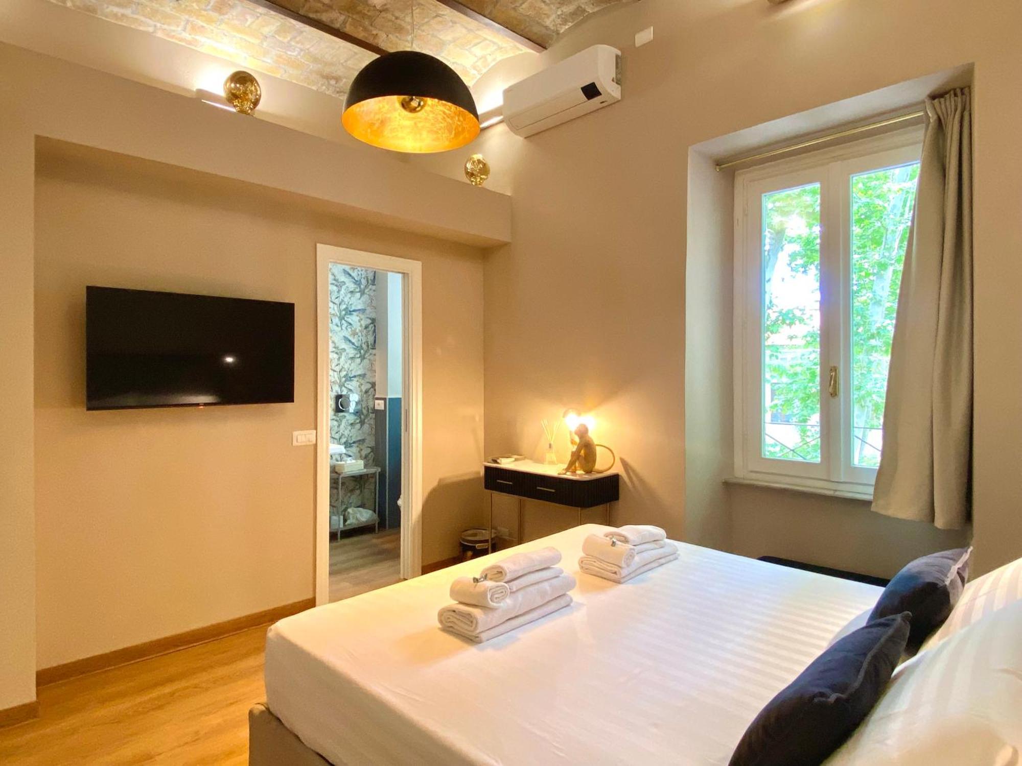 Queen Of Rome Luxury Rooms Dış mekan fotoğraf