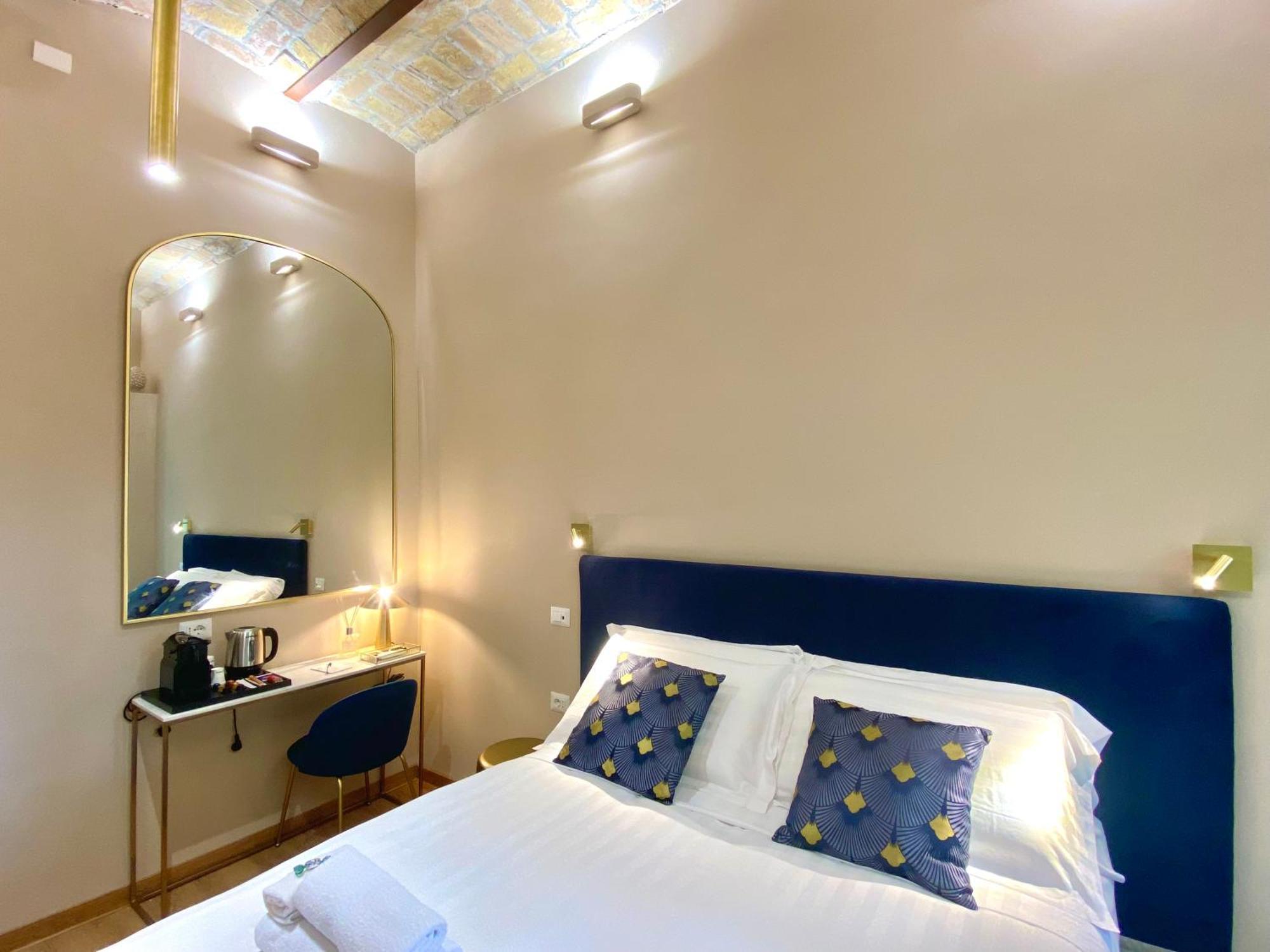 Queen Of Rome Luxury Rooms Dış mekan fotoğraf