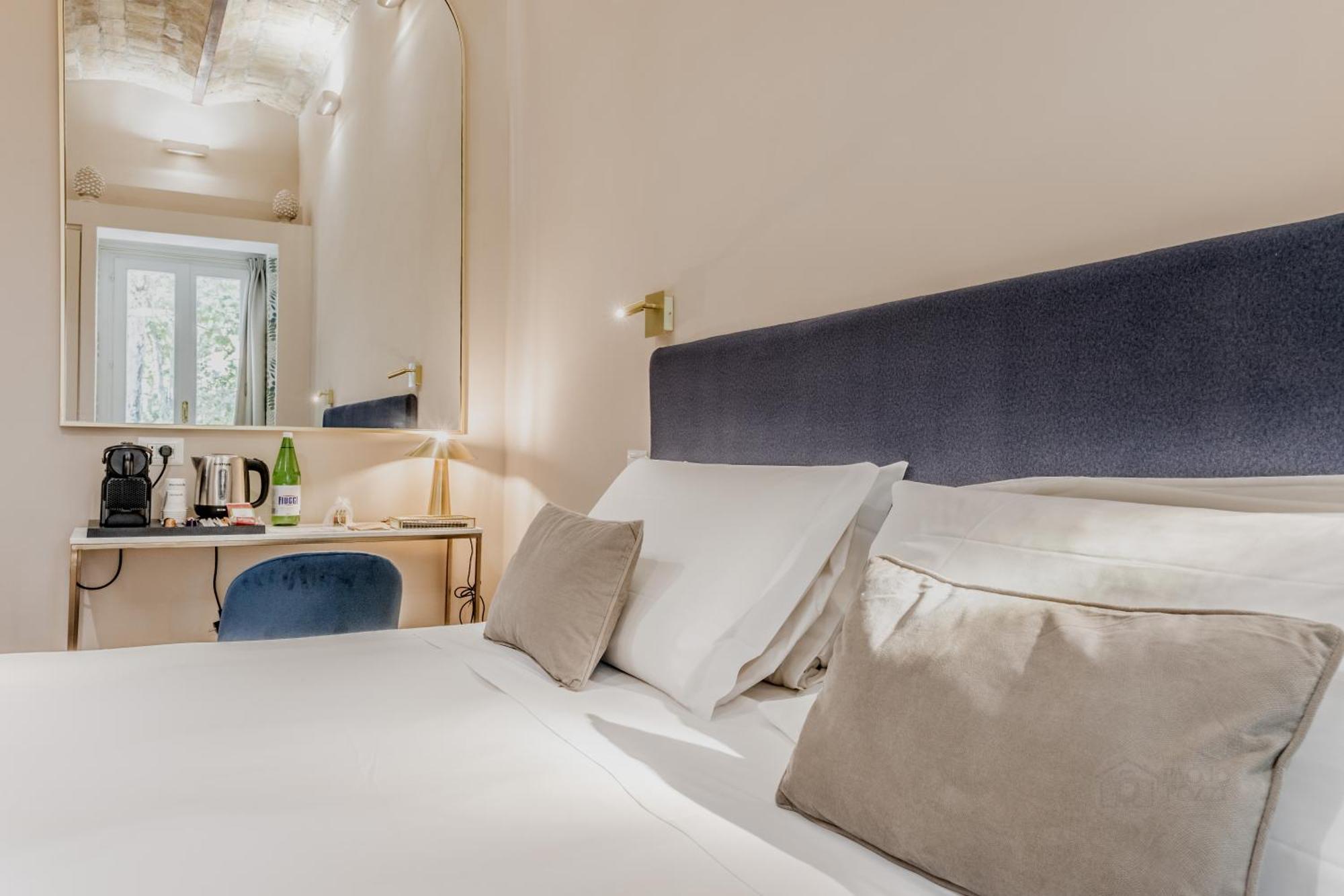 Queen Of Rome Luxury Rooms Dış mekan fotoğraf
